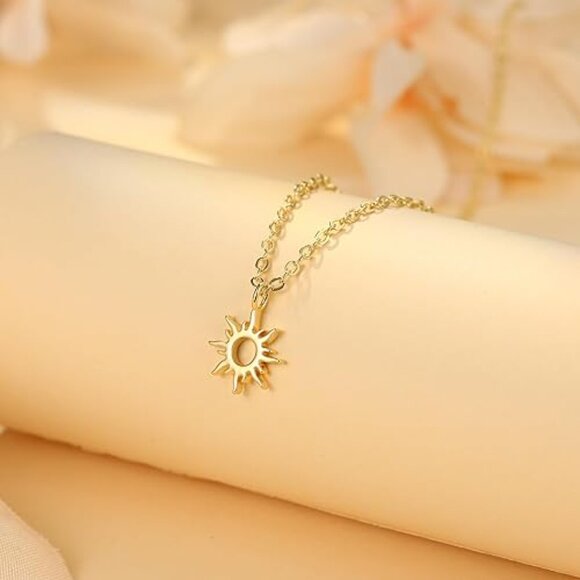 Neiman Marcus 14K Gold Plated SunNecklace - Picture 6 of 6